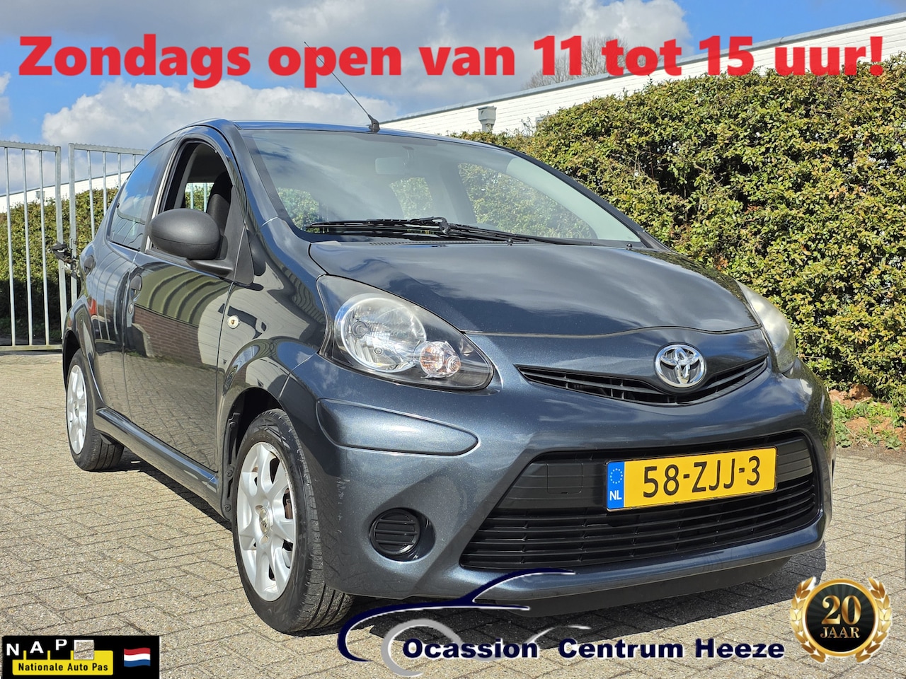 Toyota Aygo - 1.0 VVT-i 5drs, NAP! Airco! Lm Velgen! Apk 12-2026! Zondag OPEN! - AutoWereld.nl
