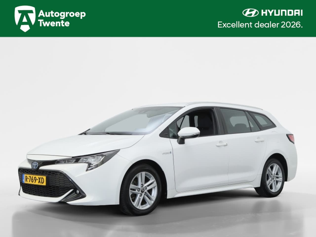 Toyota Corolla Touring Sports - 1.8 Hybrid Business | All Seasons | Stoelverwarming | Navigatie - AutoWereld.nl