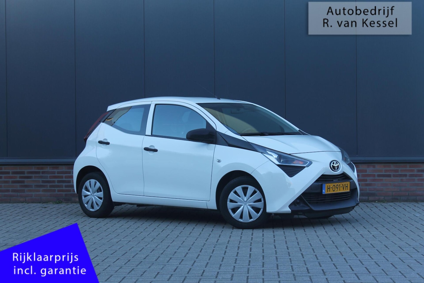 Toyota Aygo - 1.0 VVT-i x-fun I Airco I Volledig dealer onderhouden I NL-auto - AutoWereld.nl