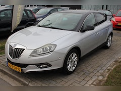 Lancia Delta - 1.4 Multi Air Oro Dealer onderhouden NAV Climate Cruise LM-Velgen AP APK