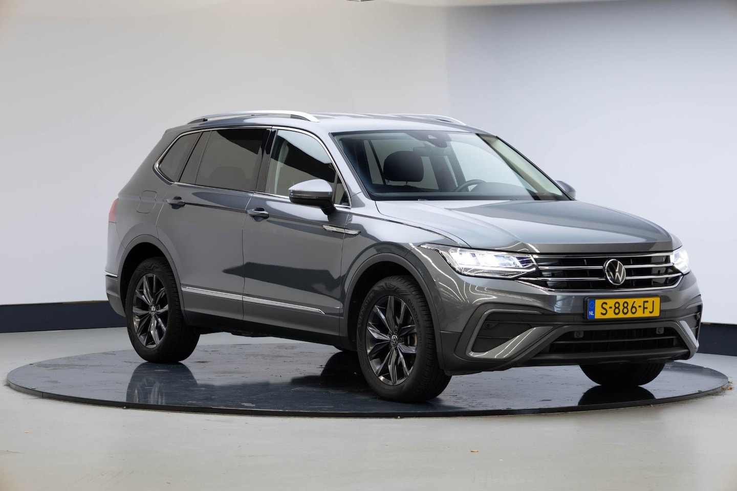 Volkswagen Tiguan Allspace - 1.5 TSI Life Business 7p. 1.5 TSI Life Business 7p. - AutoWereld.nl