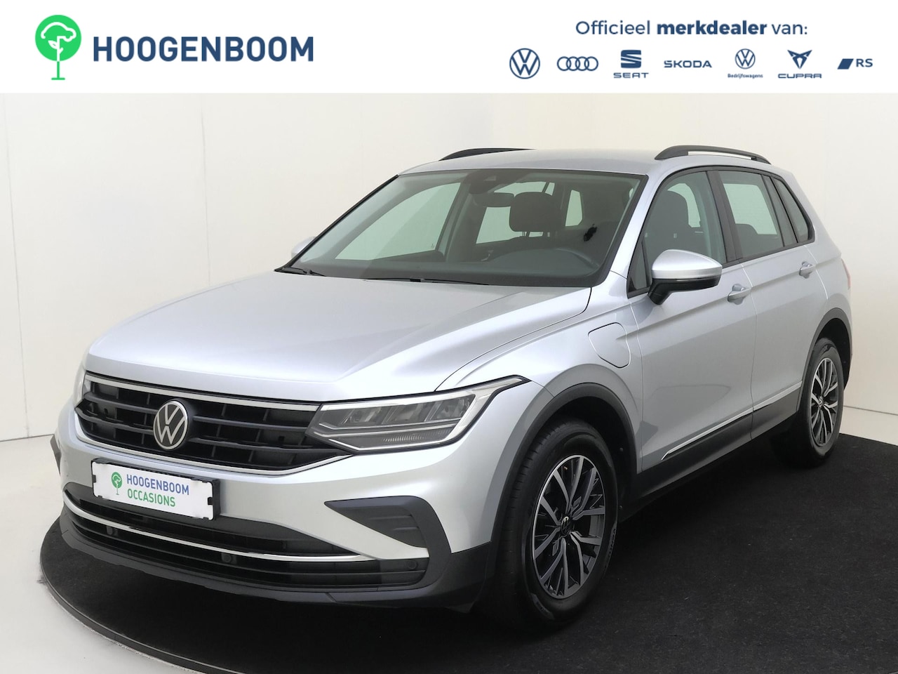 Volkswagen Tiguan - 1.4 TSI eHybrid Life | SoH 89% | Achteruitrijcamera | Adaptieve cruise control | Digital c - AutoWereld.nl