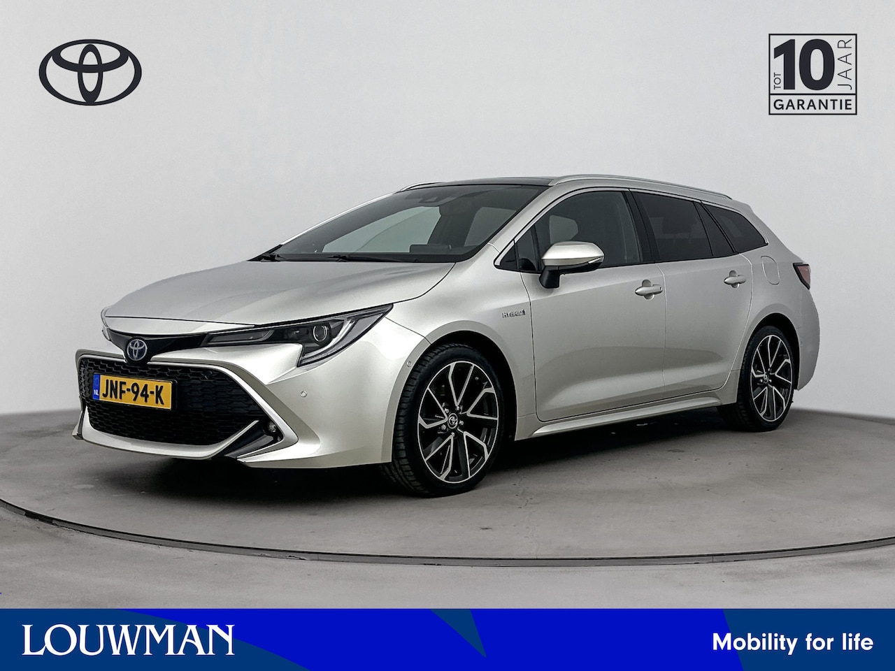 Toyota Corolla Touring Sports - 2.0 Hybrid Executive JBL | Panoramadak | Stuur-Stoelverwarming |  Toyota-paasweekend - AutoWereld.nl