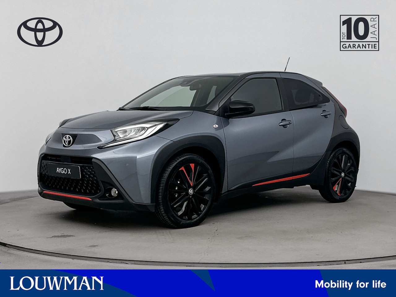 Toyota Aygo X - 1.0 VVT-i S-CVT Automaat Premium Undercover | Parkeersensoren V+A | Apple Carplay / Androi - AutoWereld.nl