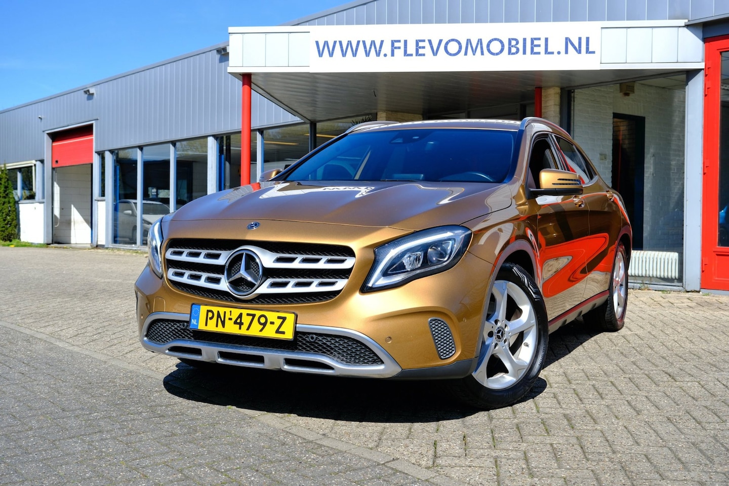 Mercedes-Benz GLA-Klasse - 180 Activity Edition Aut. Navi|Half Leder|Clima|LMV|Cam - AutoWereld.nl
