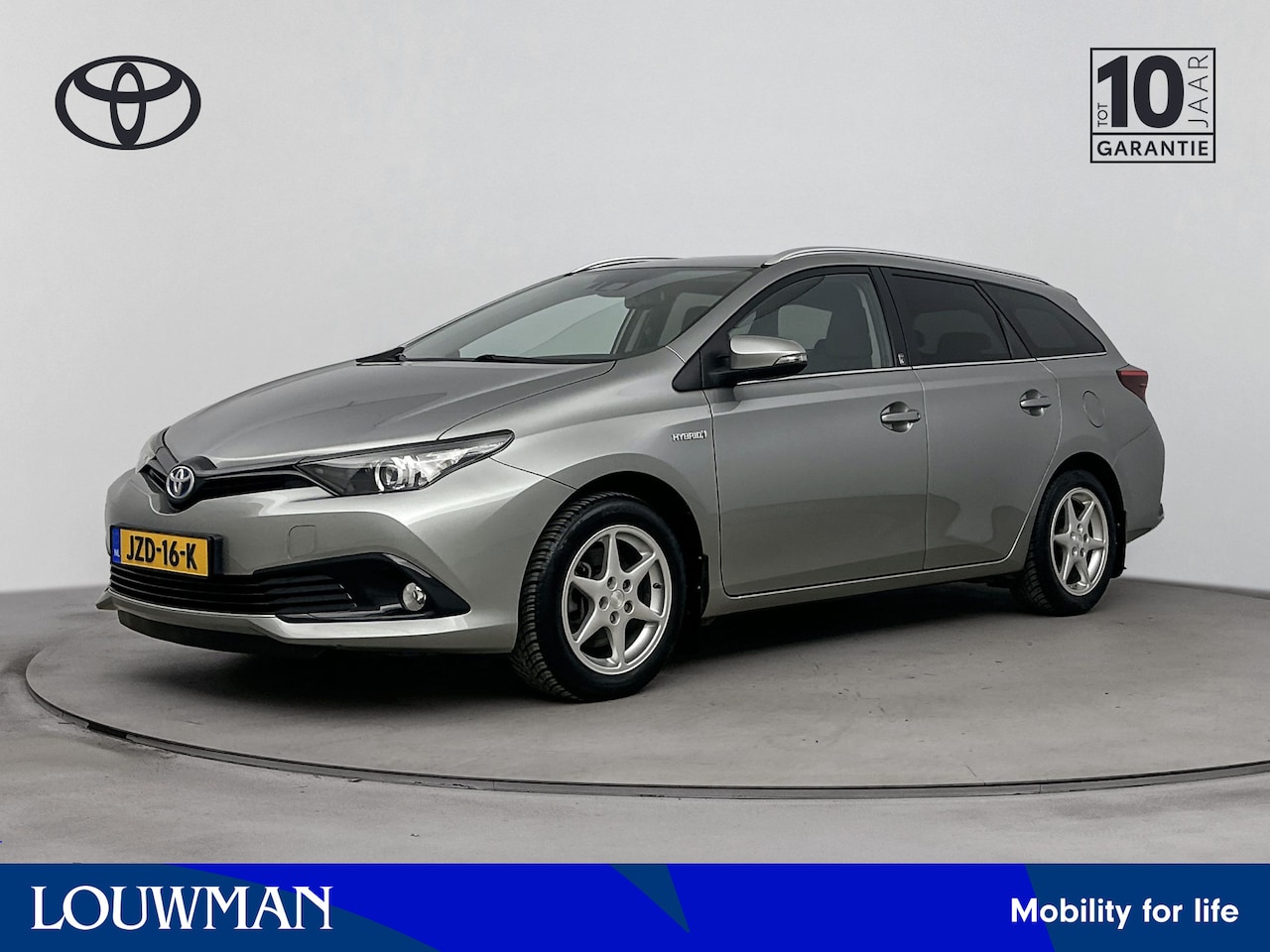 Toyota Auris Touring Sports - 1.8 Hybrid Dynamic Ultimate | Comfortstoelen + Stoelverwarming | Rijstrooksensor | Trekhaa - AutoWereld.nl