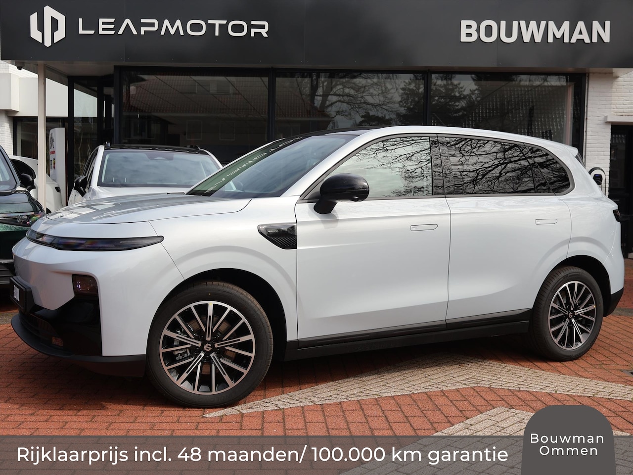 Leapmotor B10 - EV 67,1 kWh 218PK Design ProMax, Rijklaarprijs | NIEUW | Panoramadak | Navigatie | Camera - AutoWereld.nl