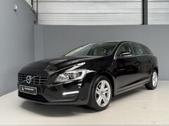 Volvo V60 - T3 Nordic+ Automaat|Leder|Xenon|Cruise