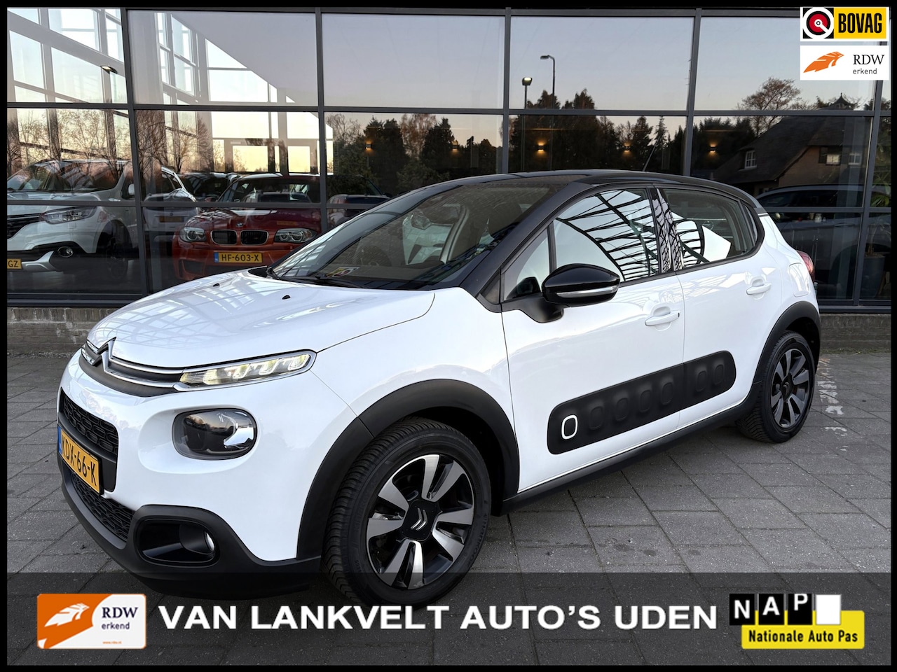 Citroën C3 - 1.2 110pk Automaat S&S Shine Camera, Apple carplay - AutoWereld.nl