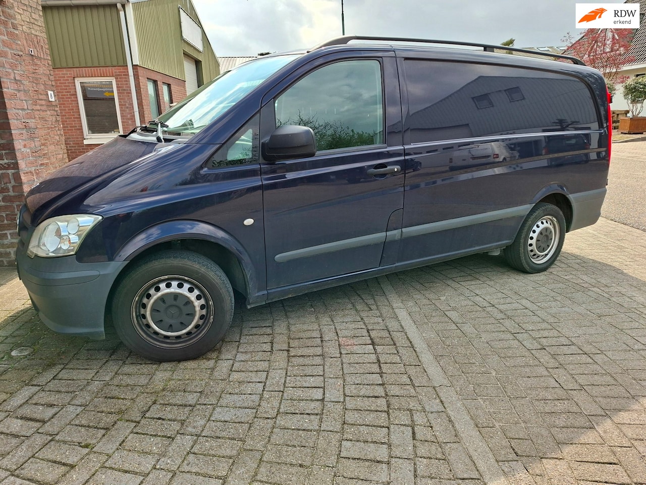 Mercedes-Benz Vito - 110 CDI 320 Lang Standaard 3 zitplaatsen - AutoWereld.nl