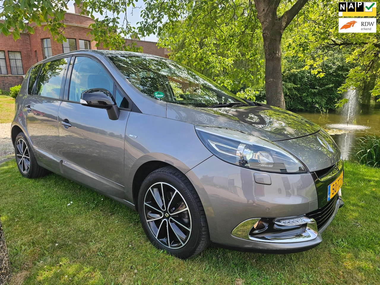Renault Scénic - 1.4 TCe Bose AIRCO/xenon/LEER/cruise - AutoWereld.nl