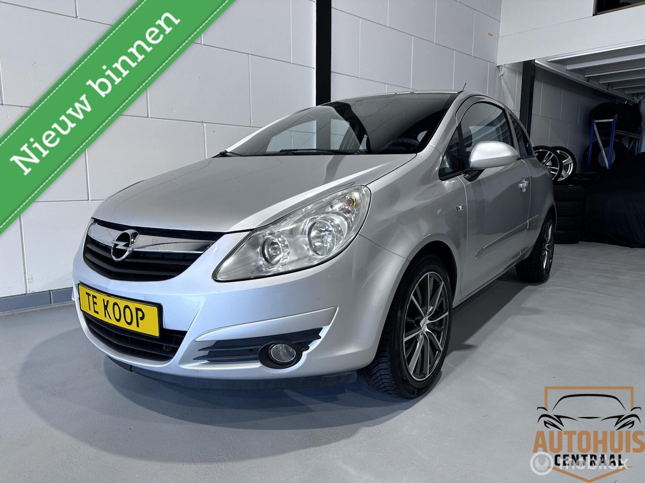 Opel Corsa - 1.2-16V Essentia 1.2-16V Essentia - AutoWereld.nl