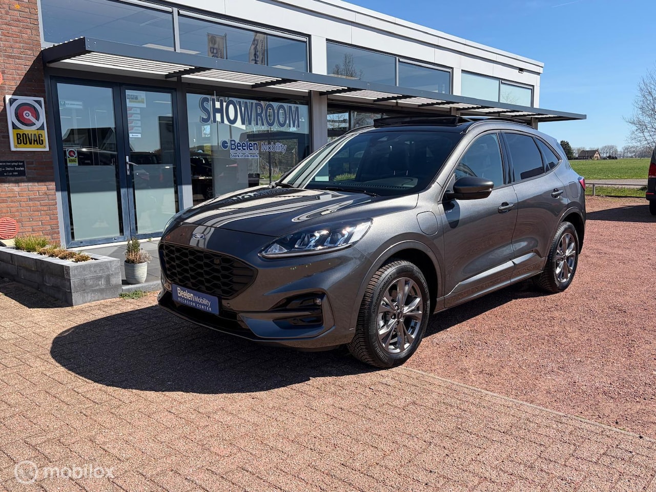 Ford Kuga - 2.5 PHEV ST-Line| Pano | Trekhaak | Stoel verwarm. - AutoWereld.nl