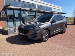 Ford Kuga - 2.5 PHEV ST-Line| Pano | Trekhaak | Stoel verwarm