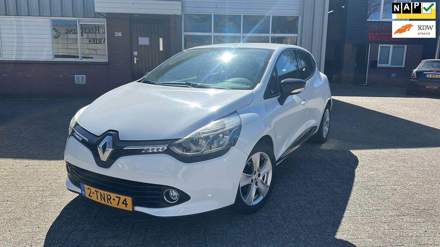 Renault Clio - 0.9 TCe Expression 5-deurs AIRCO/navi - AutoWereld.nl