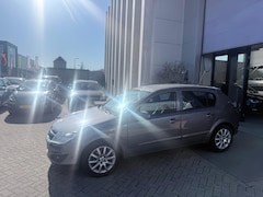 Opel Astra - 1.6 Temptation NETTE AUTO AIRCO CRUISE INRUIL MOGELIJK