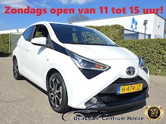 Toyota Aygo - 1.0 VVT-i x-Joy AUT Camera Carplay Apk 12-2027 Zondag OPEN