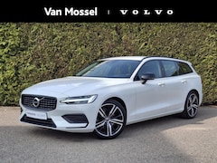 Volvo V60 - 2.0 B3 Momentum Advantage