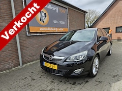 Opel Astra - 1.6 Turbo Cosmo