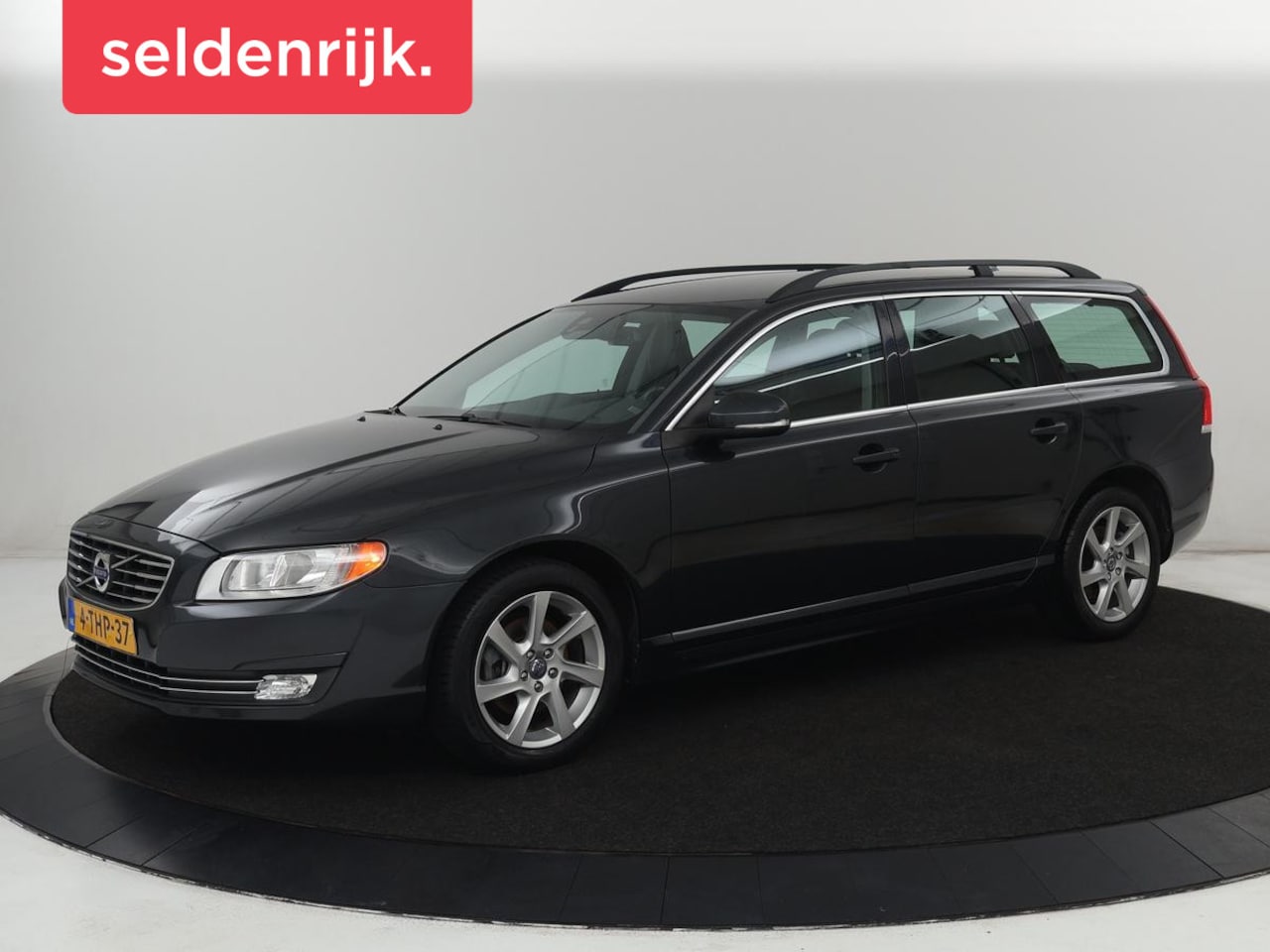 Volvo V70 - 1.6 T4 Nordic | Trekhaak | Stoelverwarming | Navigatie | Leder | Xenon | Climate control | - AutoWereld.nl