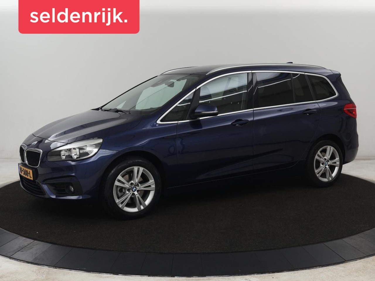 BMW 2-serie Gran Tourer - 218i 7-Persoons | Trekhaak | Camera | Navigatie | Climate control | Bluetooth | Cruise con - AutoWereld.nl