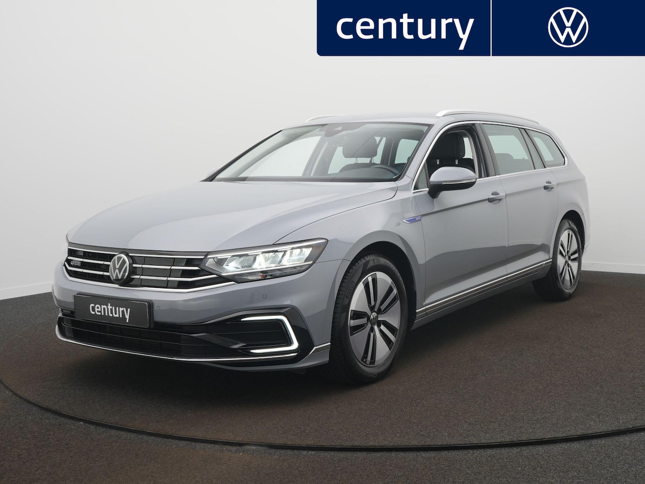 Volkswagen Passat Variant - 1.4 TSI PHEV GTE Business Navigatie - LED - Camera - ACC- Stoelverwarming - ACC - - AutoWereld.nl