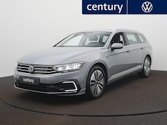 Volkswagen Passat Variant - 1.4 TSI PHEV GTE Business Navigatie - LED - Camera - ACC- Stoelverwarming - ACC