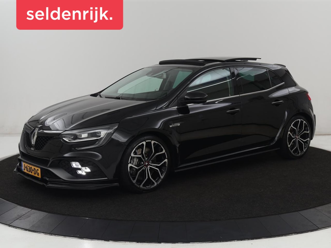 Renault Mégane - 1.8 TCe 280 RS | Panoramadak | Head-Up | Stoelverwarming | Alcantara | Carplay | Camera | - AutoWereld.nl