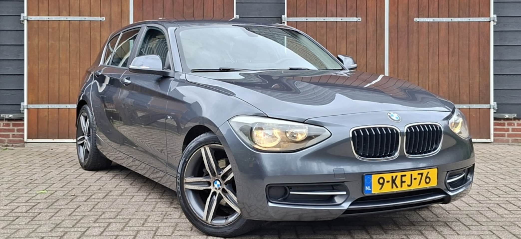 BMW 1-serie - 116i 116i, 5 deurs, Bluetooth, NAP, Navigatie - AutoWereld.nl