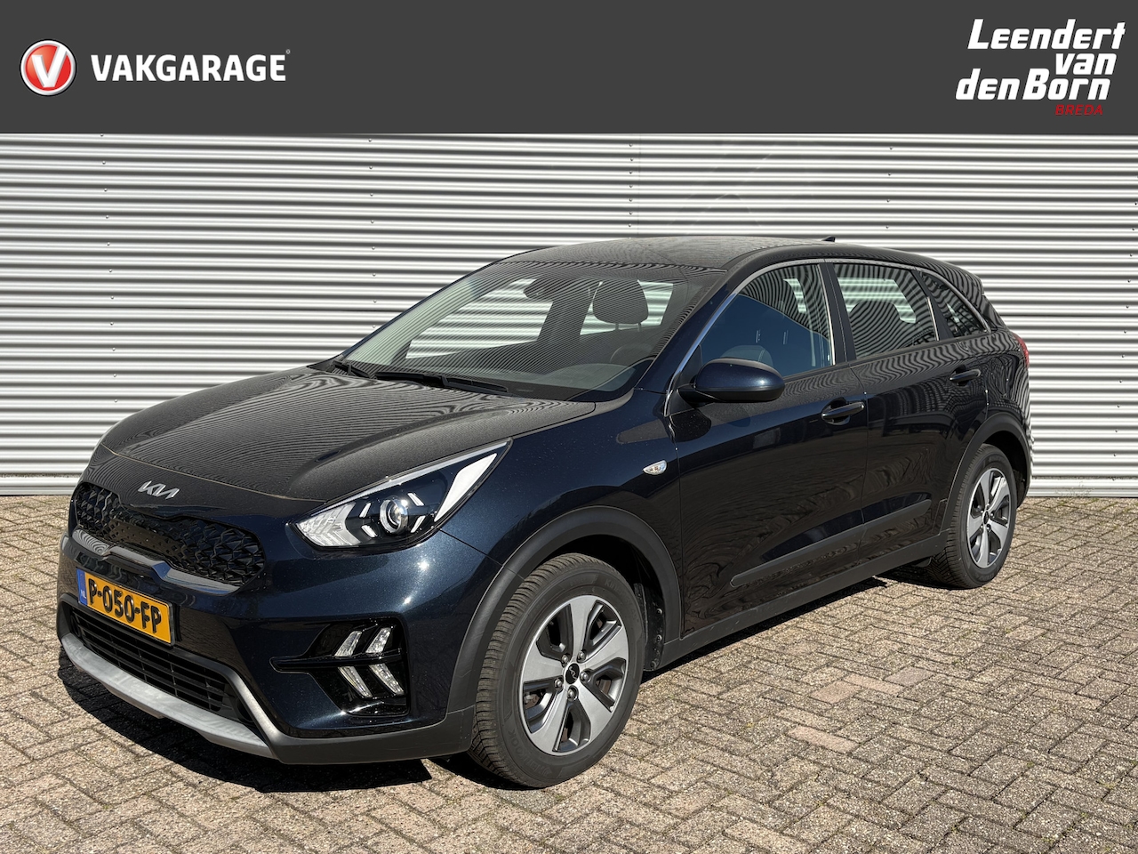 Kia Niro - 1.6 GDi Hybrid ComfortLine AUTOMAAT | Trekhaak | Cruise | Climate | Apple Carplay/Android - AutoWereld.nl