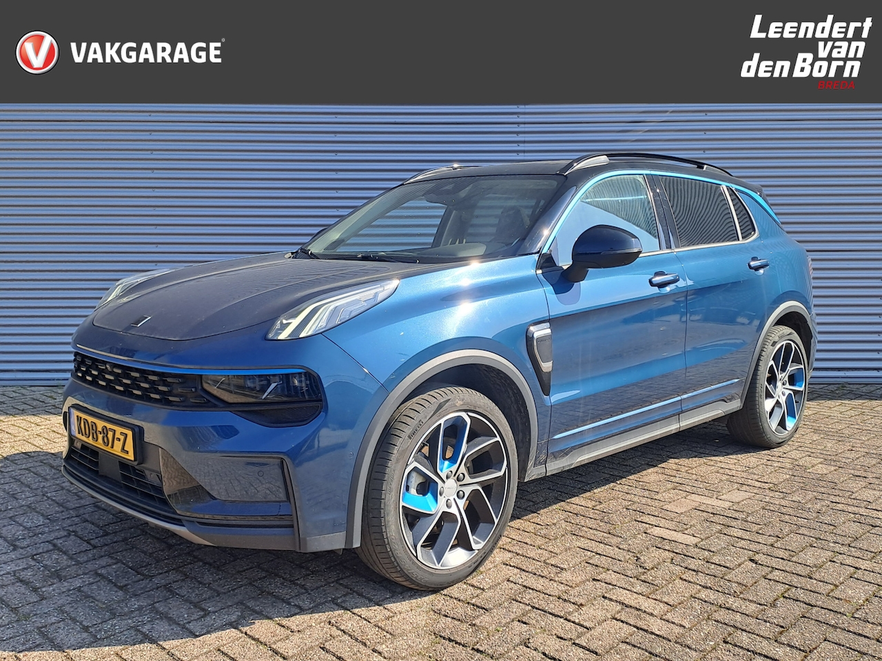 Lynk & Co 01 - 1.5 | Panoramadak | Navi  | Camera 360 | Climate Control | Automaat - AutoWereld.nl