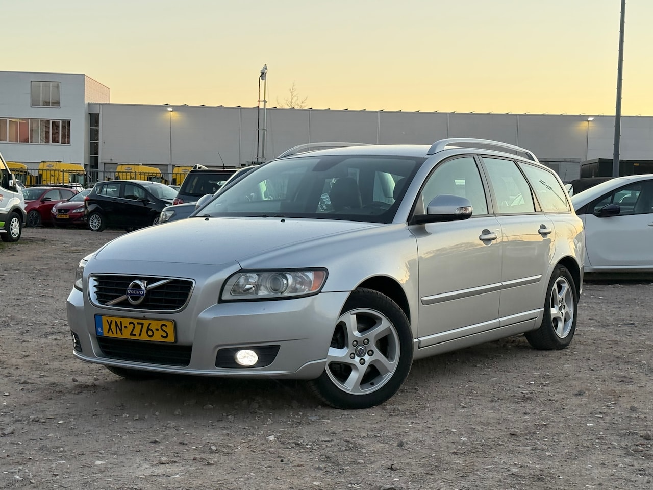 Volvo V50 - 1.6 D2 S/S R-Design Pro Edition 1.6 D2 S/S R-Design Pro Edition - AutoWereld.nl