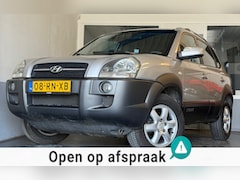 Hyundai Tucson - 2.0i Dynamic|NAP|NweAPK|NweDBriem|Airco|Cruise|Elekramen