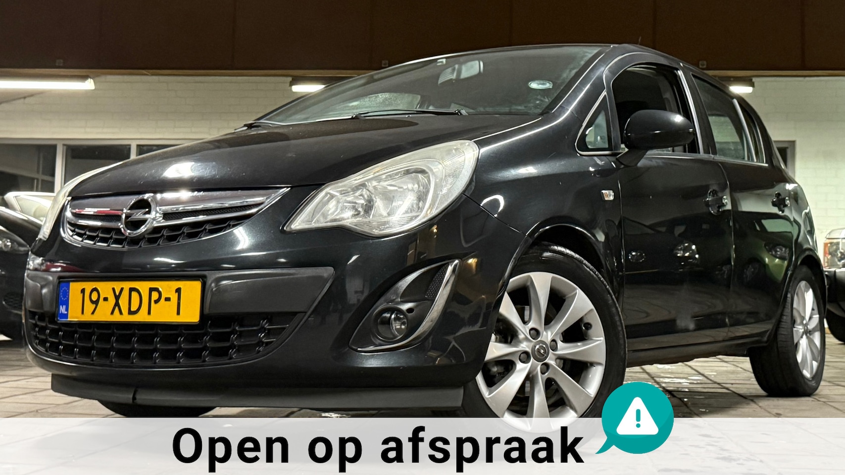 Opel Corsa - 1.2-16V Cosmo|NAP|NweAPK|Facelift|132DKM!|Airco|5Deurs|Cruise|Elekramen - AutoWereld.nl