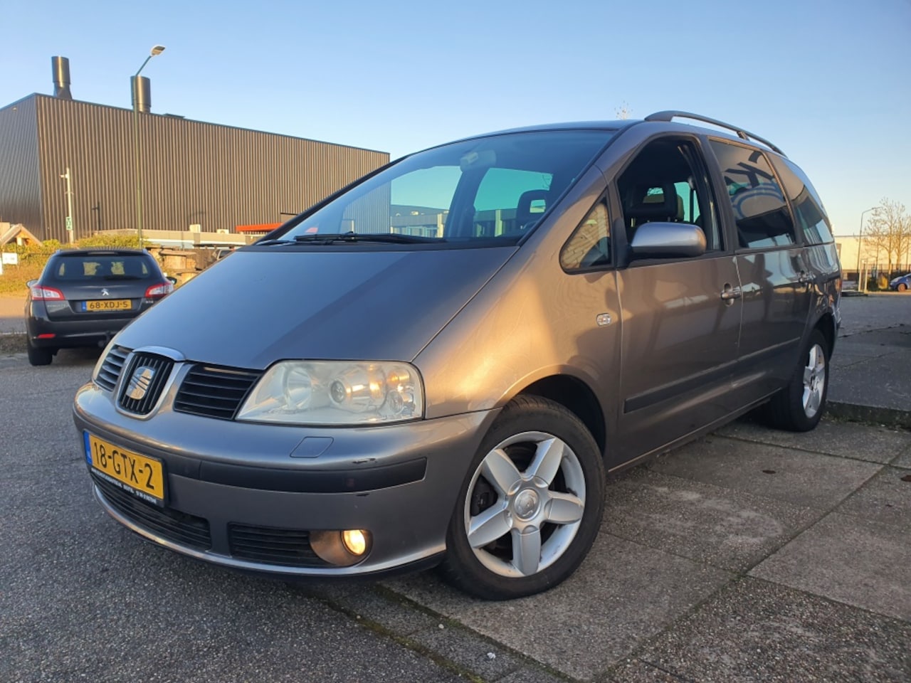 SEAT Alhambra - 1.8-20VT Stylance AUTOMAAT|ECC|NAVI|7-SEATS|NAP|2005 - AutoWereld.nl