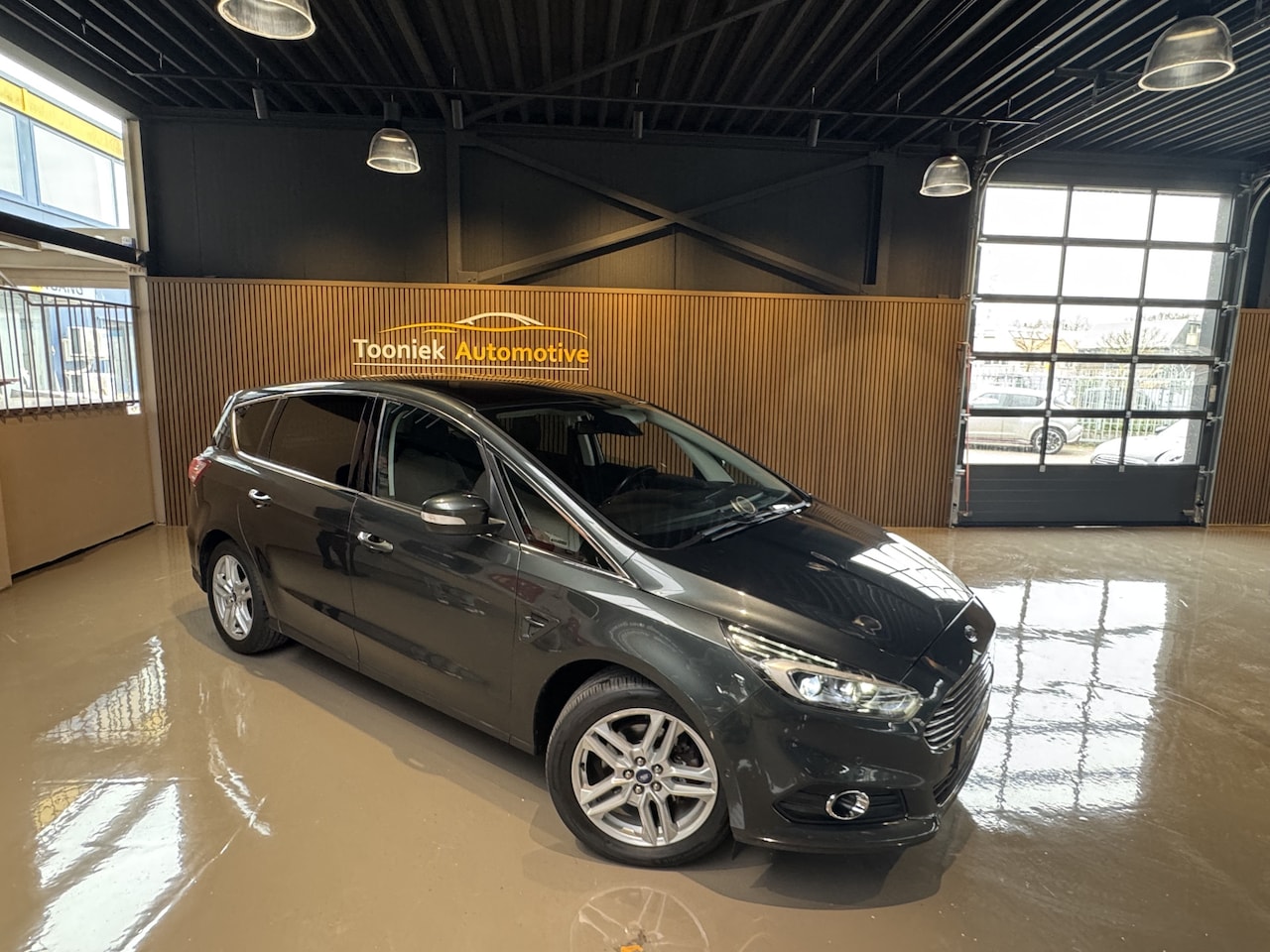 Ford S-Max - 2.0 Titanium Automaat Navigatie,LMV, - AutoWereld.nl