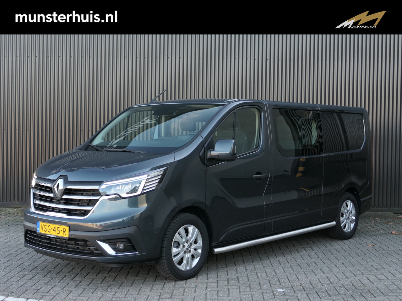 Renault Trafic - 2.0 dCi 170 T29 L2H1 DC Luxe - AUTOMAAT - Allseasons - Trekhaak - Achterdeur met ruiten - - AutoWereld.nl