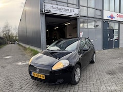 Fiat Grande Punto - 1.4 Active Airco 5 deuren Nieuwe APK NAP Rapport