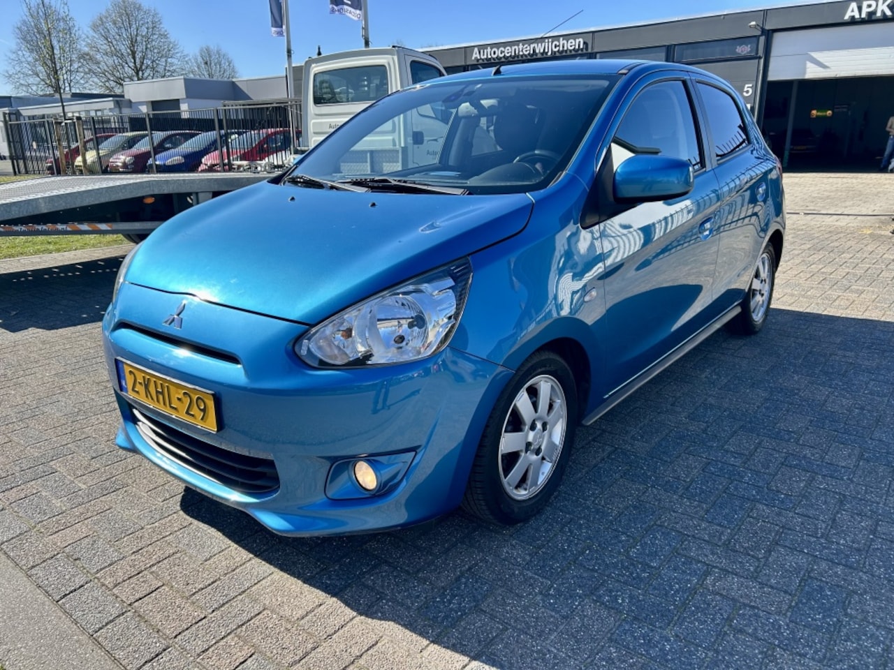 Mitsubishi Space Star - Veel Opties - Nette Au 1.0 Intense - AutoWereld.nl