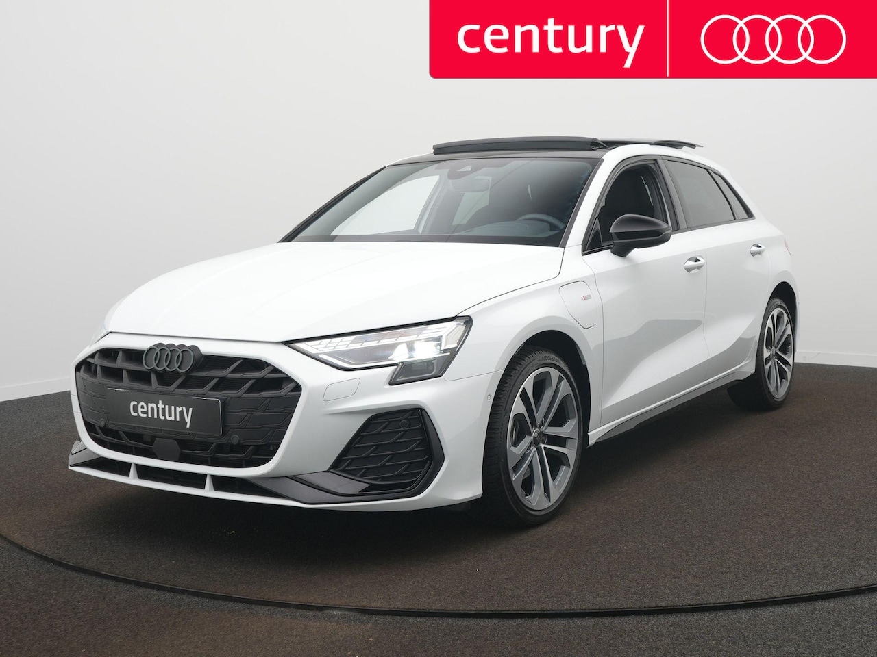 Audi A3 Sportback - S Edition | S Line | SONOS | head-up display | panoramadak | 18" - AutoWereld.nl