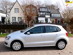 Volkswagen Polo - 1.4-16V 86pk 4-Cil. 5-deurs Airco Cruise Trekhaak Geen import