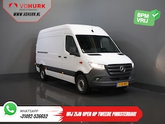 Mercedes-Benz Sprinter - 317 CDI Aut. L2H2 BPM VRIJ 3.5t Trekverm./ Gev.Stoel/ 270 Gr.Deuren/ Stoelverw./ Navi/ Cam