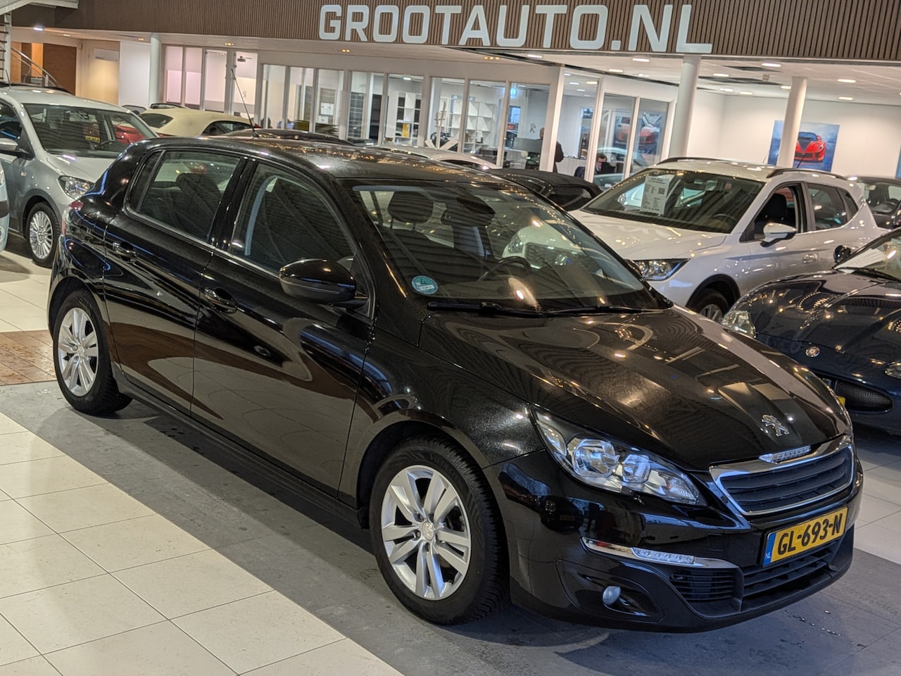 Peugeot 308 - 1.2 VTi Active Airco, Cruise Control, Stuurbekrachtiging - AutoWereld.nl