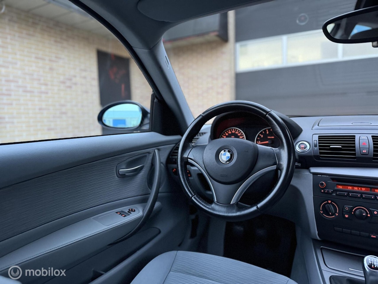 BMW 1-serie - 116i Executive|3 deurs|Airco||Pdc|6 Bak| NAP - AutoWereld.nl