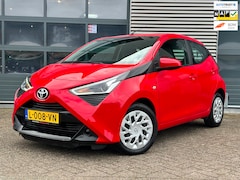 Toyota Aygo - 1.0 VVT-i x-play | Camera | CRUISECR | Carplay | Airco