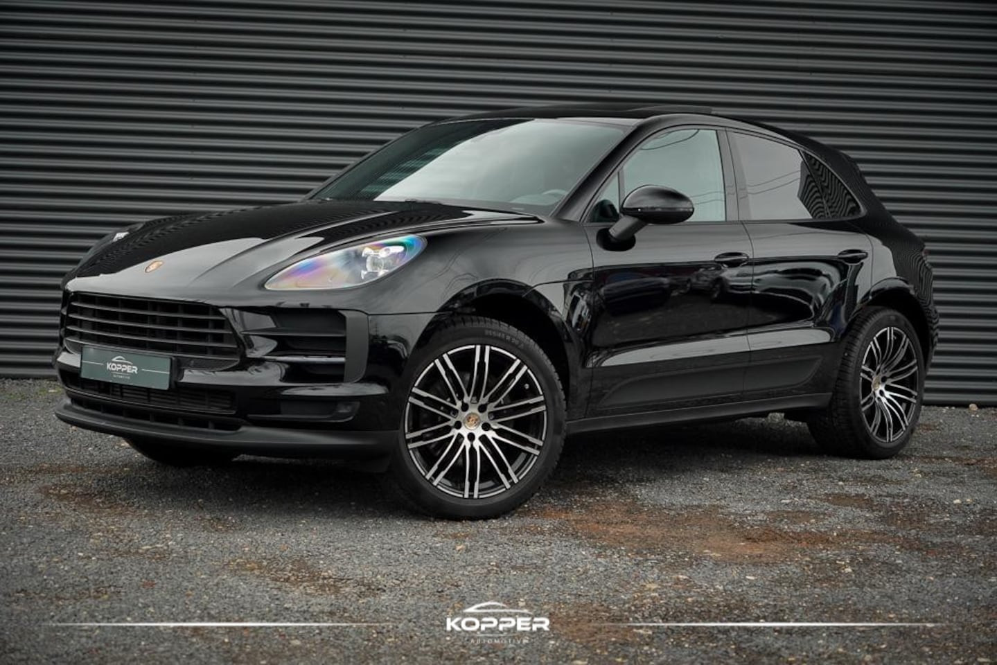 Porsche Macan - 2.0 / Panoramadak / Incl BTW / 20''  / Stoelverwarming - AutoWereld.nl