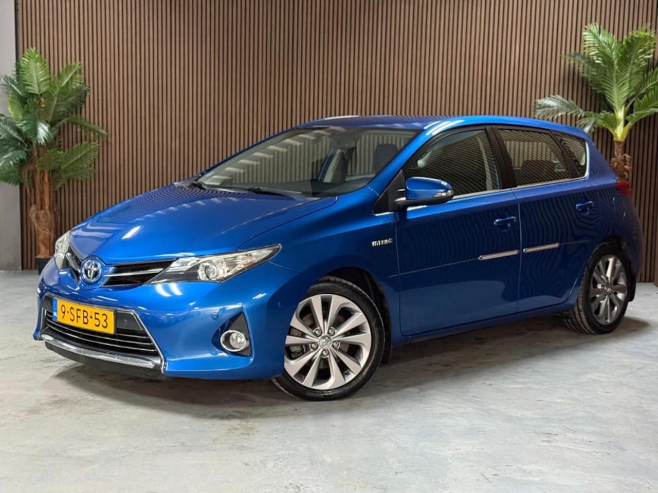 Toyota Auris - 1.8 Hybrid Executive 1.8 Hybrid Executive - AutoWereld.nl