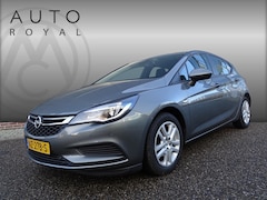Opel Astra - 1.0 Online Edition AUTOMAAT | DODEHOEK DETECTIE | NAVIGATIE | ACHTERUIT RIJ CAMREA | PARKE
