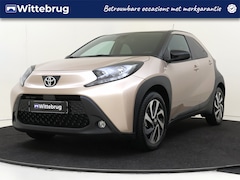 Toyota Aygo X - 1.0 VVT-i MT Pulse | Camera | Carplay | Stoelverwarming | 17 INCH MET ALL SEASON BANDEN