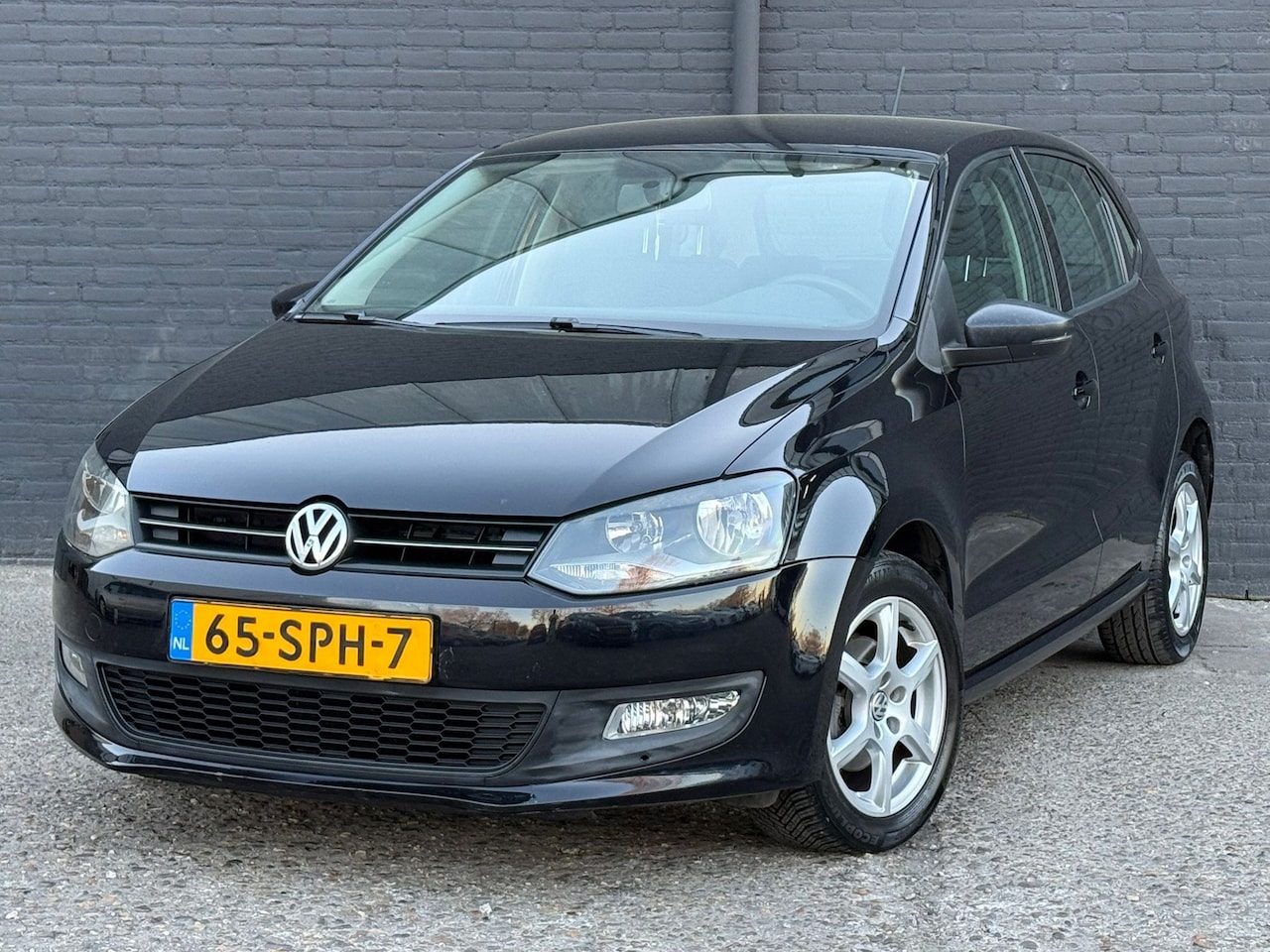 Volkswagen Polo - 1.4-16V Trendline CARPLAY | AIRCO | PDC | NWE RAMEN - AutoWereld.nl